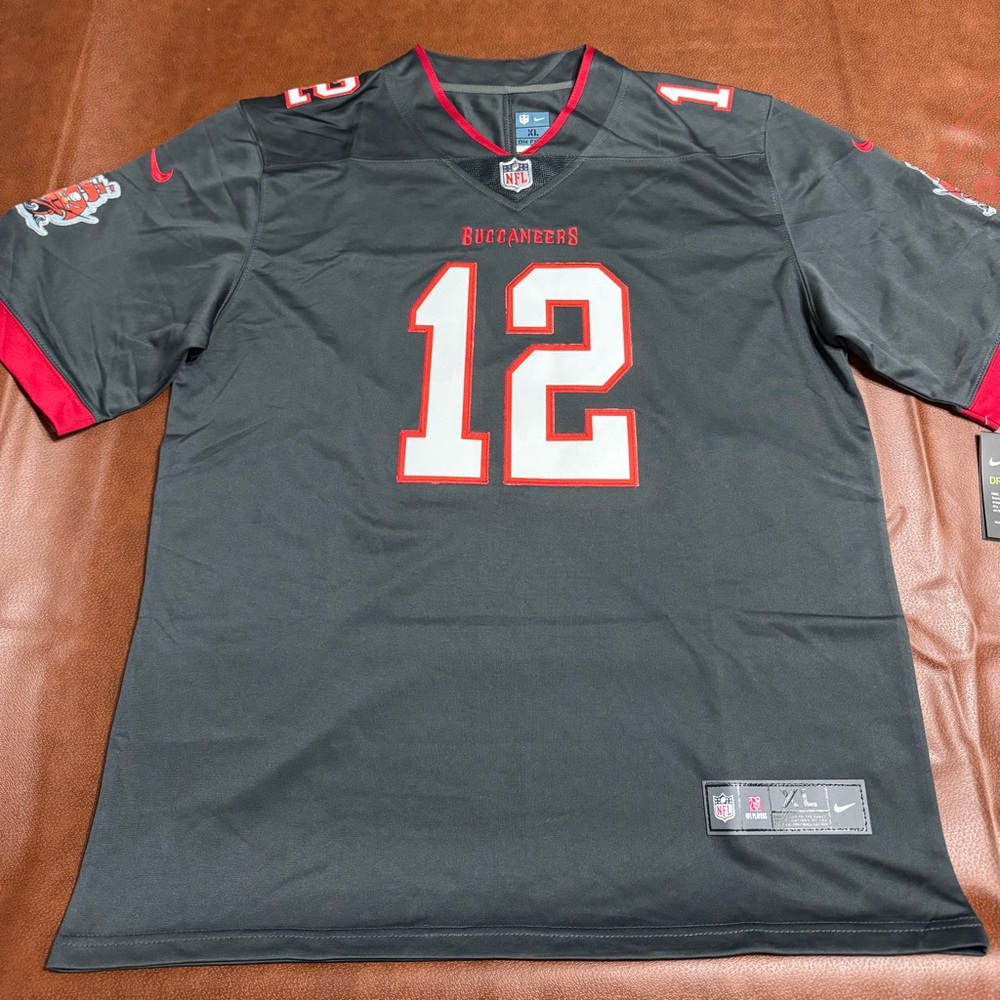 Nike NFL Buccaneers On-Field Stitched Tom Brady Jersey